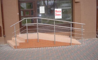 Balustrady nierdzewne