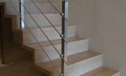 Balustrady metalowe wewnętrzne