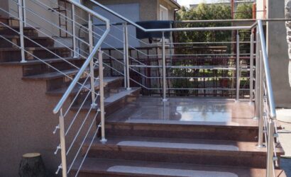 Balustrady nierdzewne