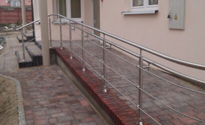 Balustrady nierdzewne