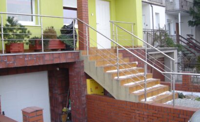 Balustrady nierdzewne