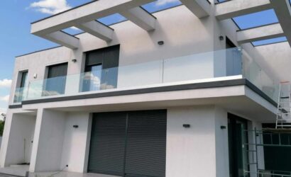 Balustrady szklane zewnętrzne