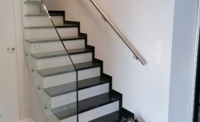Balustrady szklane wewnętrzne