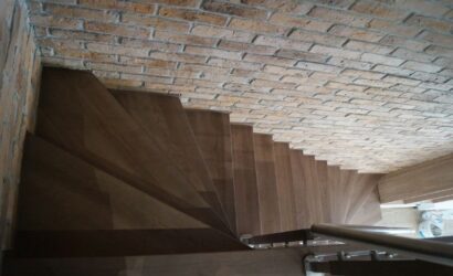 Stopnie z podstopniami na beton