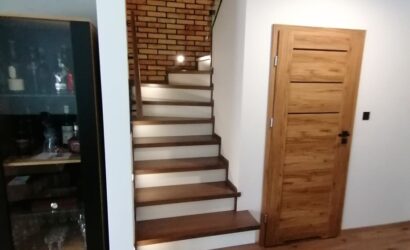 Stopnie z podstopniami na beton