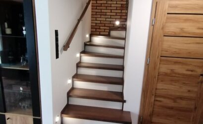 Stopnie z podstopniami na beton