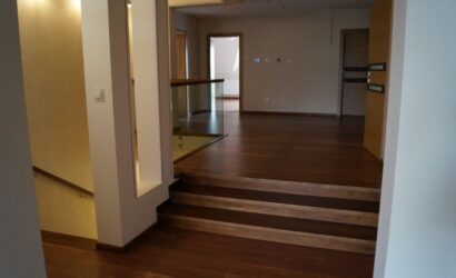 Stopnie z podstopniami na beton